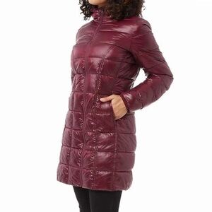 Aventure Women's Lightweight Down Jacke burgundy xs new